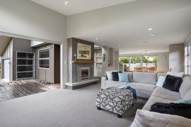 Photo of property in 404 Harbour View Road, Whangamata, 3620