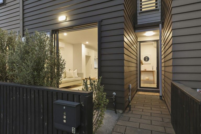 Photo of property in 3 Kaman Seasprite Road, Hobsonville, Auckland, 0616