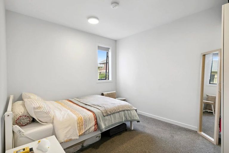 Photo of property in 2u7 Hindmarsh Street, Johnsonville, Wellington, 6037