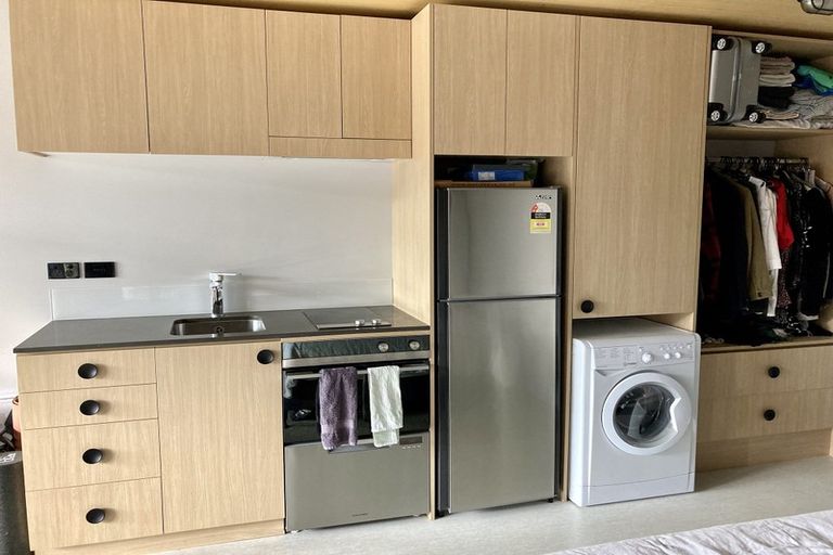 Photo of property in Vedado Apartments, 307/41u Hopper Street, Mount Cook, Wellington, 6011