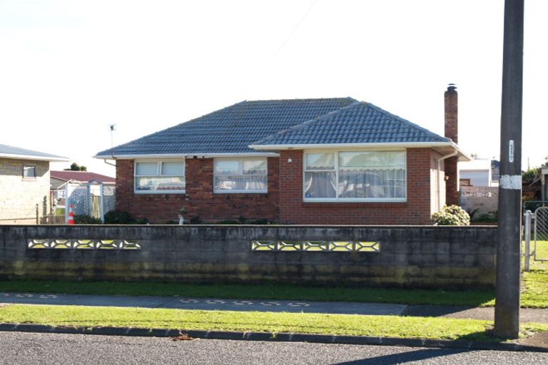 Photo of property in 12 Hokianga Street, Mangere East, Auckland, 2024