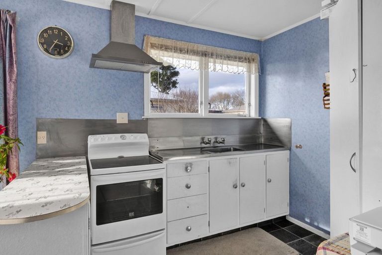 Photo of property in 23 Mcguire Street, Hawera, 4610