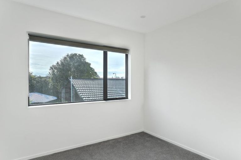 Photo of property in 8/181 Portage Road, New Lynn, Auckland, 0600