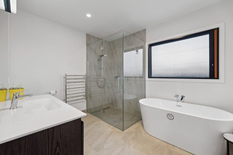 Photo of property in 72 Harakeke Drive, Wharewaka, Taupo, 3330