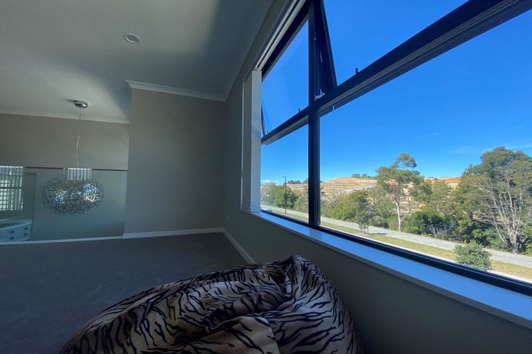 Photo of property in 30 Godfrey Drive, Orewa, 0931