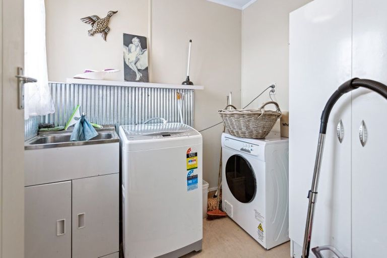 Photo of property in 19 Edward Street, Tokoroa, 3420