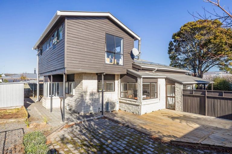 Photo of property in 8 Brixton Street, Islington, Christchurch, 8042
