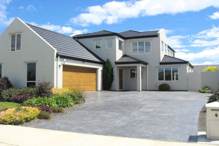 Photo of property in 4 Caroline Way, Northwood, Christchurch, 8051