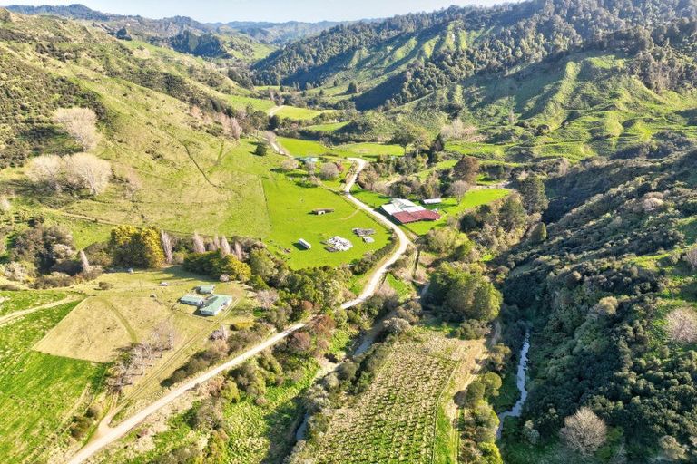 Photo of property in 918 Makakaho Road, Ngamatapouri, 4588