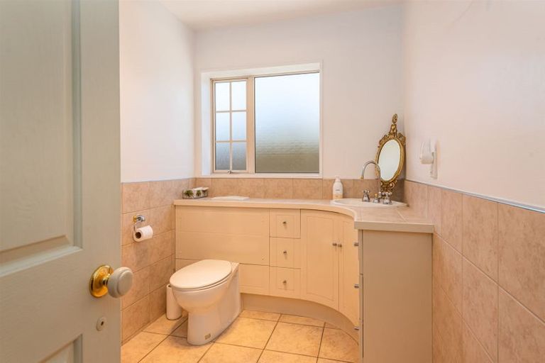 Photo of property in 8 Toorak Avenue, Avonhead, Christchurch, 8042