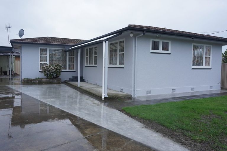 Photo of property in 28 Howard Road, Taradale, Napier, 4112