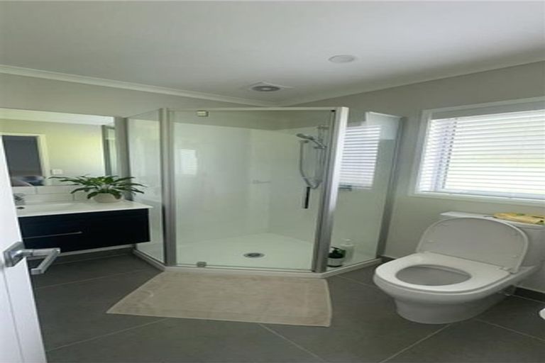 Photo of property in 120 Matua Road, Huapai, Kumeu, 0810