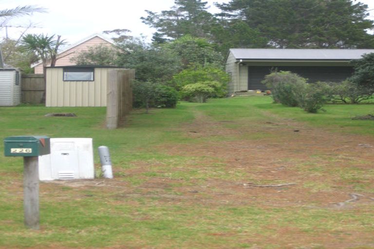 Photo of property in 226 Waimaire Avenue, Matarangi, Whitianga, 3592