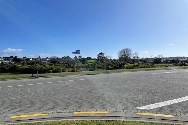 Photo of property in 7 Adlam Lane, Takanini, 2112