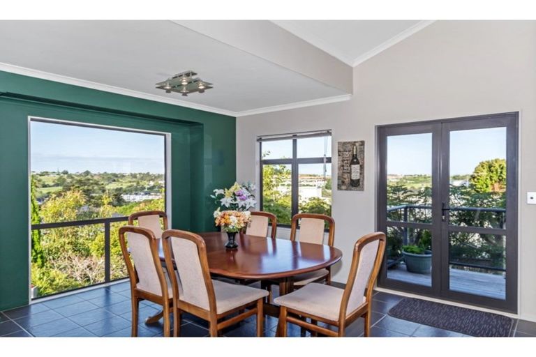 Photo of property in 19 Javelin Close, Gulf Harbour, Whangaparaoa, 0930