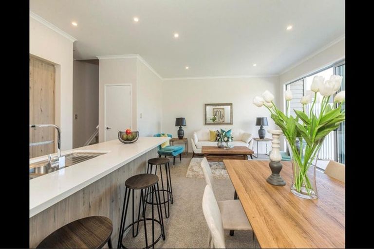 Photo of property in 1 Rangihina Road, Hobsonville, Auckland, 0616