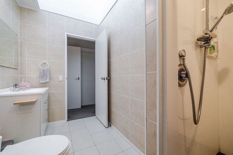 Photo of property in 19b Churchill Avenue, Hokowhitu, Palmerston North, 4410