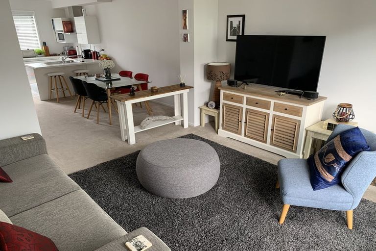 Photo of property in 11 Piko Lane, Hobsonville, Auckland, 0616