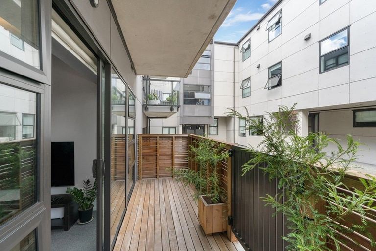 Photo of property in Detroit Apartments, 102/181u Tasman Street, Mount Cook, Wellington, 6021