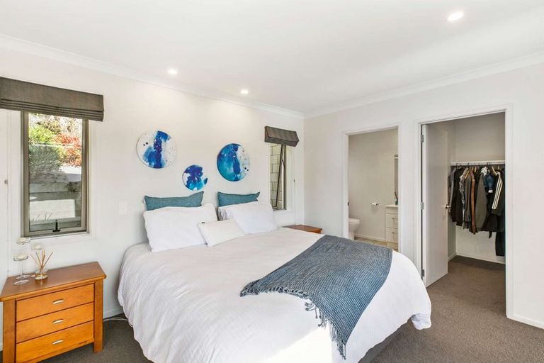 Photo of property in 14 Ko Place, Pyes Pa, Tauranga, 3112