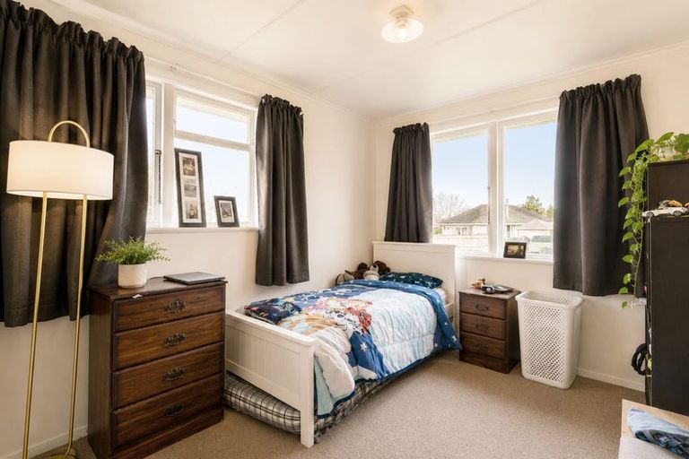 Photo of property in 12 Hartgill Crescent, Dannevirke, 4930