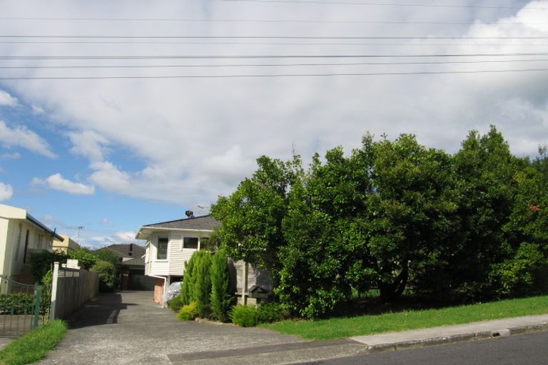 Photo of property in 1/119 Exmouth Road, Northcote, Auckland, 0627