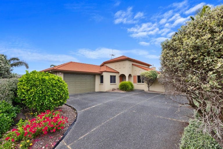 Photo of property in 26 Palm Springs Boulevard, Papamoa Beach, Papamoa, 3118