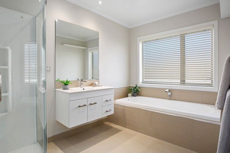 Photo of property in 16 Tiaki Way, Cambridge, 3434