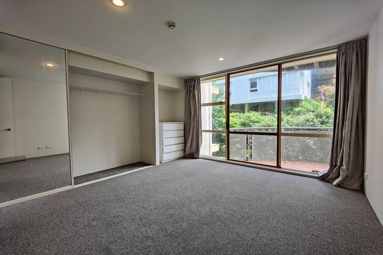 Photo of property in Sirocco Apartments, 607/8u Church Street, Wellington Central, Wellington, 6011