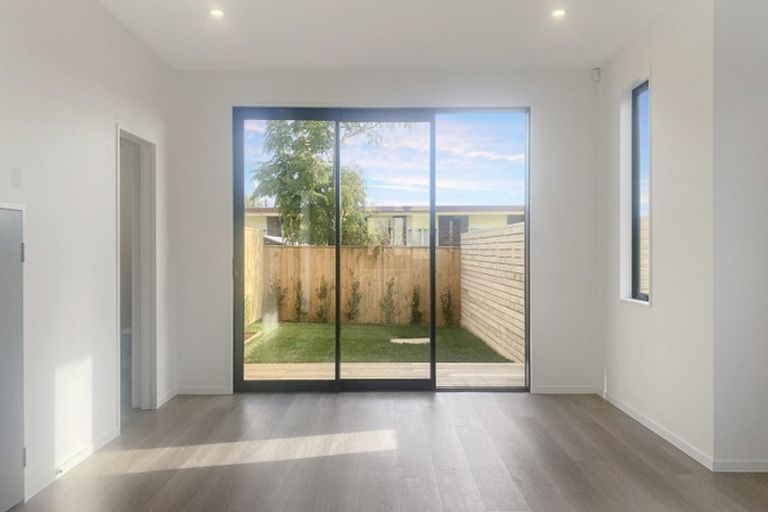 Photo of property in 16/22 James Laurie Street, Henderson, Auckland, 0612