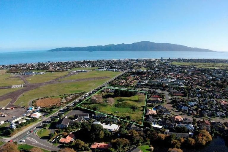 Photo of property in 240 Kapiti Street, Paraparaumu Beach, Paraparaumu, 5032