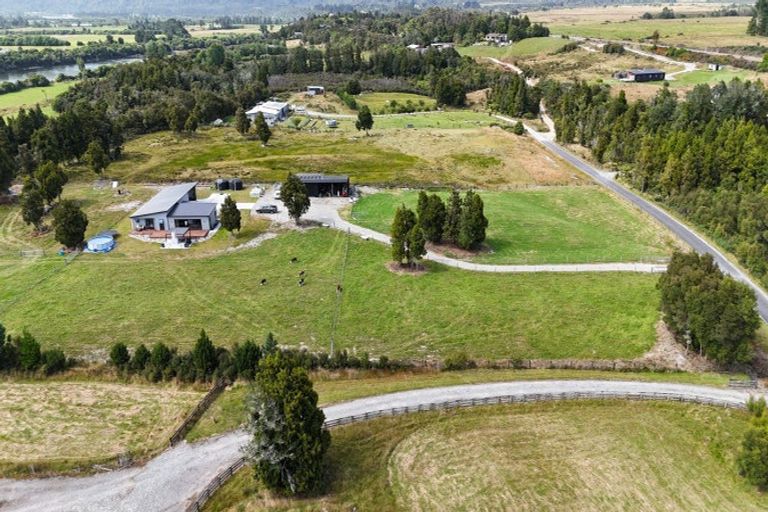 Photo of property in 29 Rimu Terrace, Westport, 7892