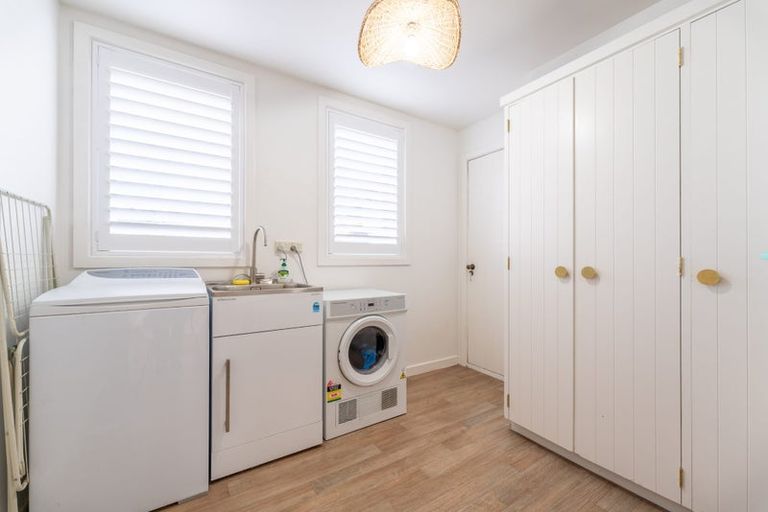 Photo of property in 82 Douglas Street, Highfield, Timaru, 7910