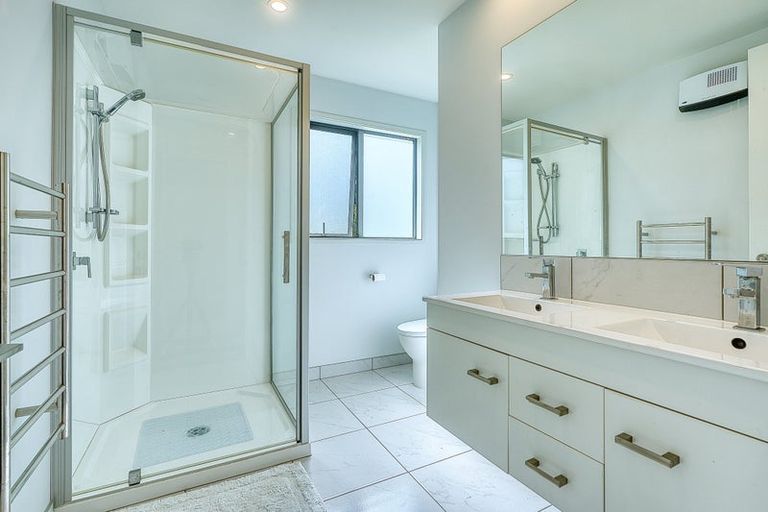 Photo of property in 91 Beach Road, Kakapotahi, Ross, 7885