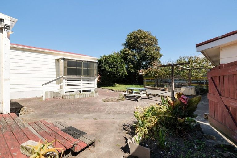 Photo of property in 23 Seaspray Drive, Mount Maunganui, 3116