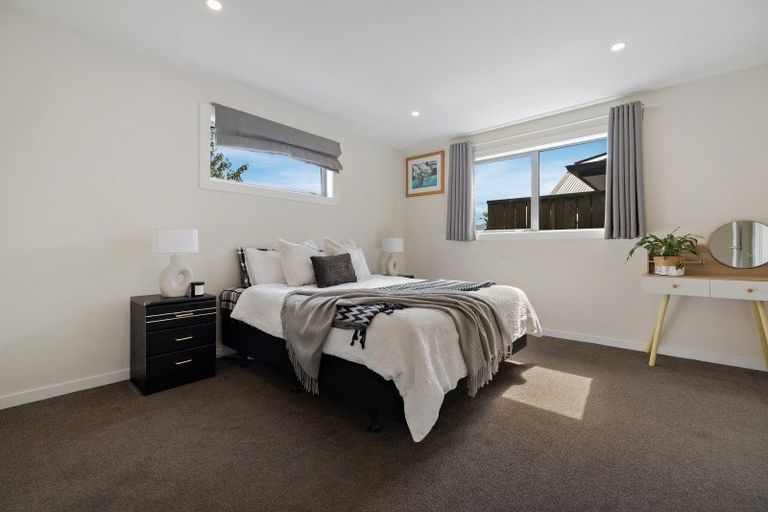 Photo of property in 27 Bale Road, Jacks Point, 9371