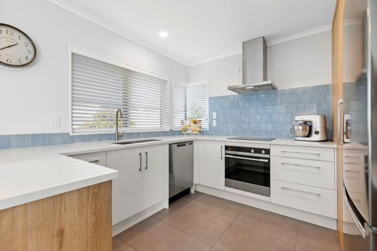 Photo of property in 2/492 Otumoetai Road, Otumoetai, Tauranga, 3110