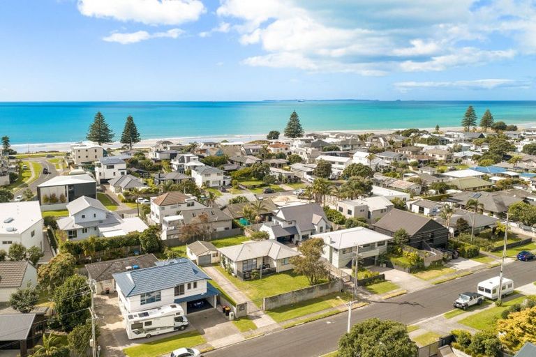 Photo of property in 49 Orkney Road, Mount Maunganui, 3116