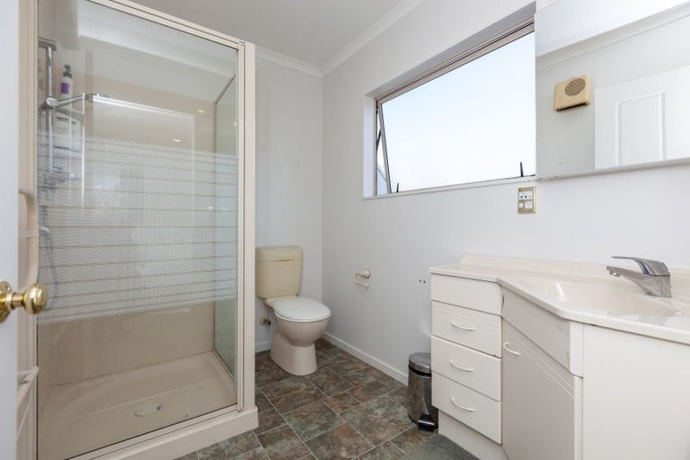 Photo of property in 118 Seaview Road, Paraparaumu Beach, Paraparaumu, 5032