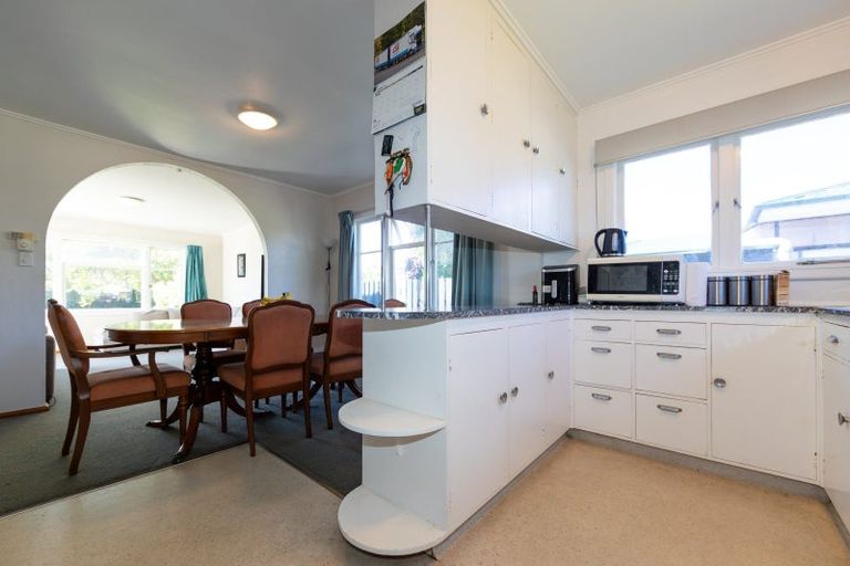 Photo of property in 24 Mill Road, Clive, 4102