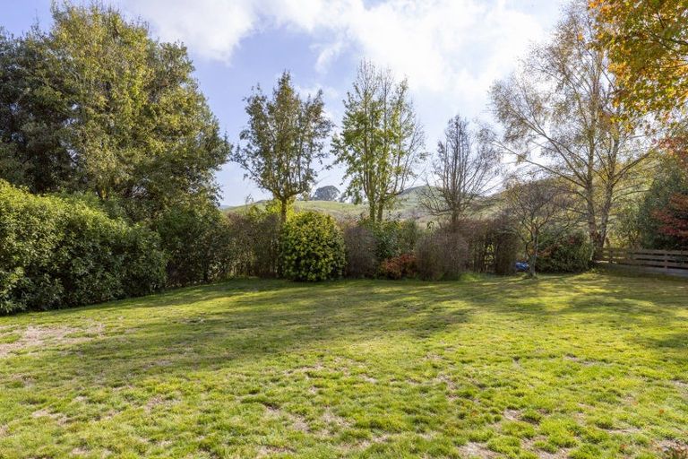 Photo of property in 60 Dalmore Way, Acacia Bay, Taupo, 3385