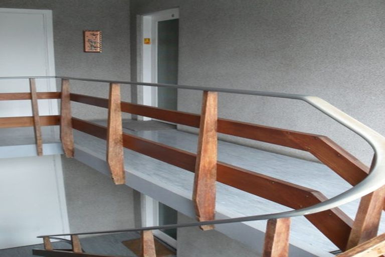 Photo of property in 117u6 Austin Street, Mount Victoria, Wellington, 6011