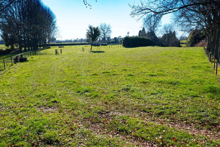 Photo of property in 64 Peacockes Lane, Peacocke, Hamilton, 3282