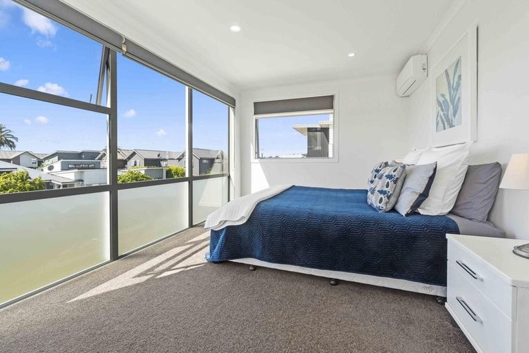 Photo of property in 27 Harvard Street, Hobsonville, Auckland, 0616