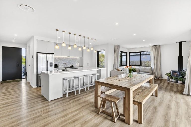 Photo of property in 46 Pounamu Avenue, Albert Town, Wanaka, 9305