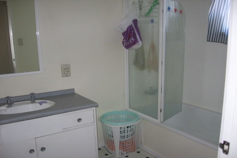 Photo of property in 1/111 Great South Road, Manurewa, Auckland, 2102