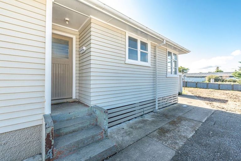Photo of property in 6 Gordon Crescent, Marton, 4710