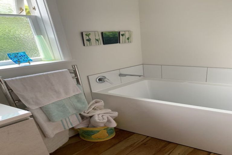 Photo of property in 11 Collingwood Street, Hokowhitu, Palmerston North, 4410
