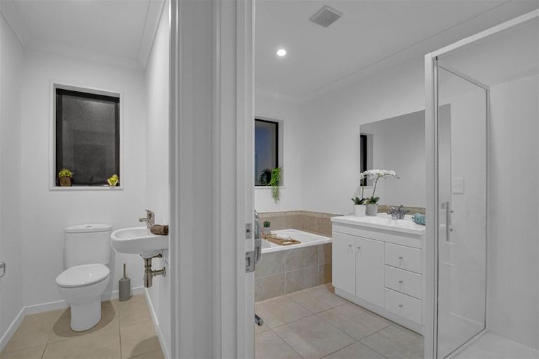 Photo of property in 20 Fairhurst Place, Rolleston, 7614