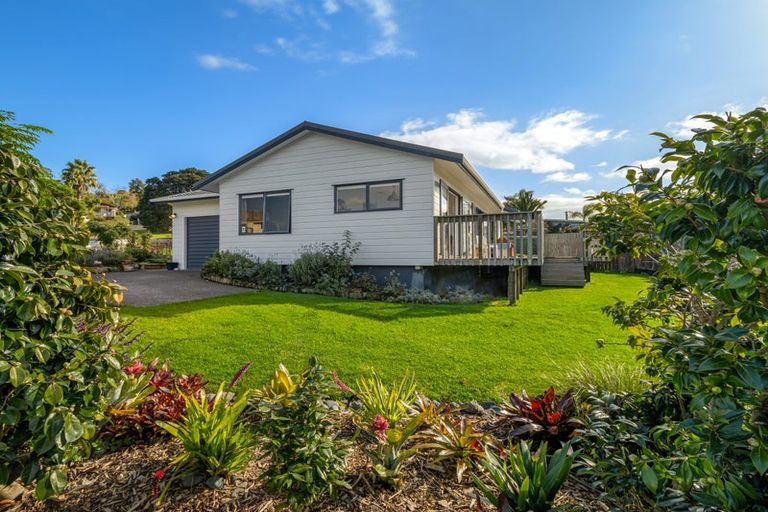 Photo of property in 2 Kassa Rise, Helensville, 0800